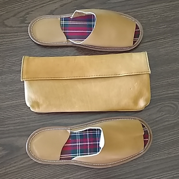Vintage Shoes - Vintage Travel Slippers/Case